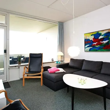 Apartment Vi *